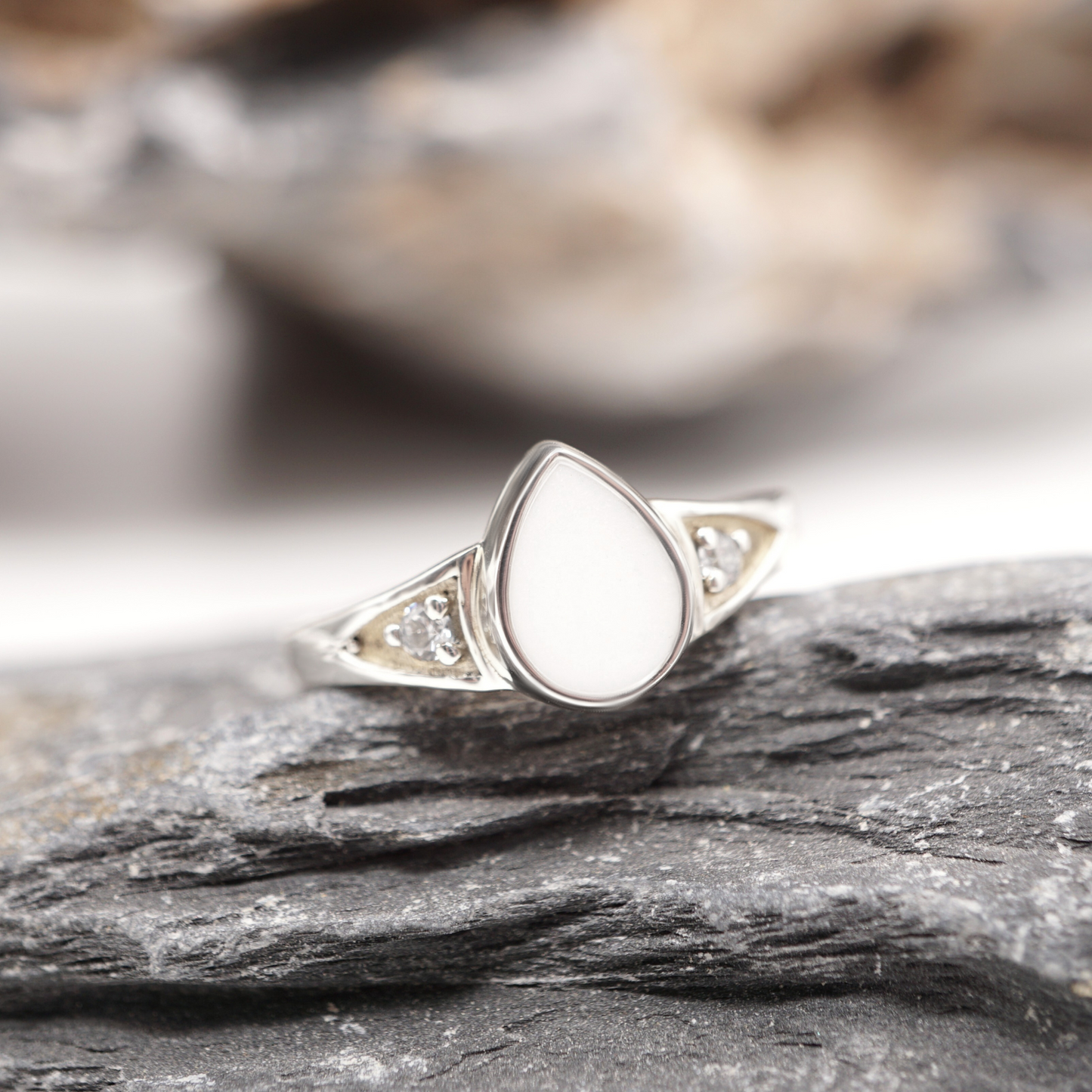 ''Dropwise'' – Sterling Silver Teardrop Semen Keepsake Ring