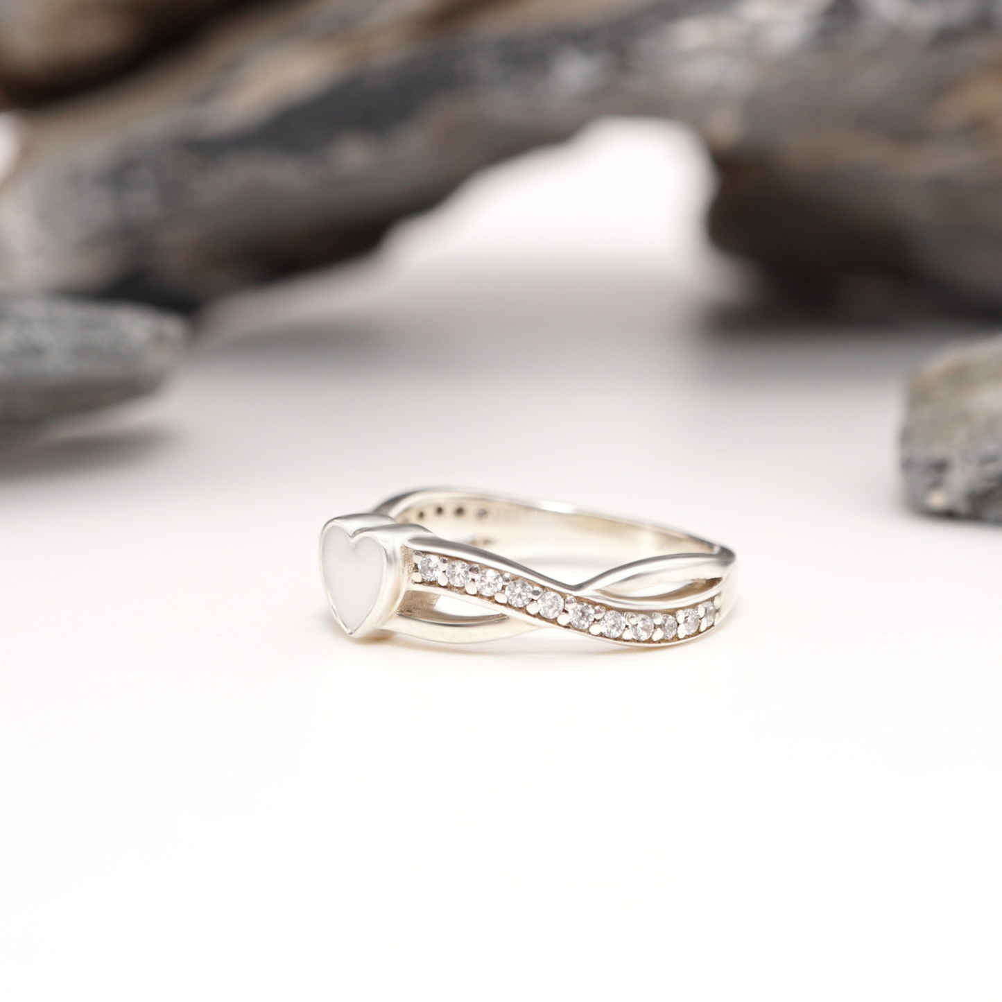 ''Loverline'' – Sterling Silver Heart Semen Keepsake Ring